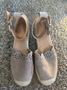 Women’s Suede Espadrille Ankle-Strap Flats in Taupe
